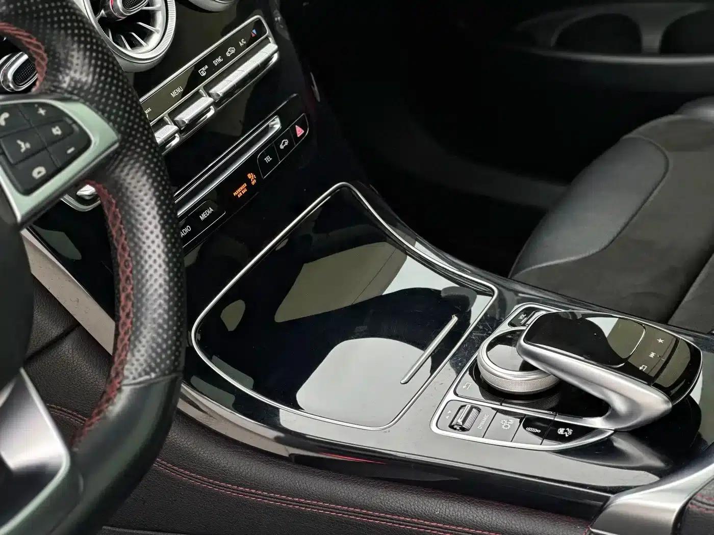 2017 Mercedes-Benz GLC AMG 43 4MATIC — миниатюра 13
