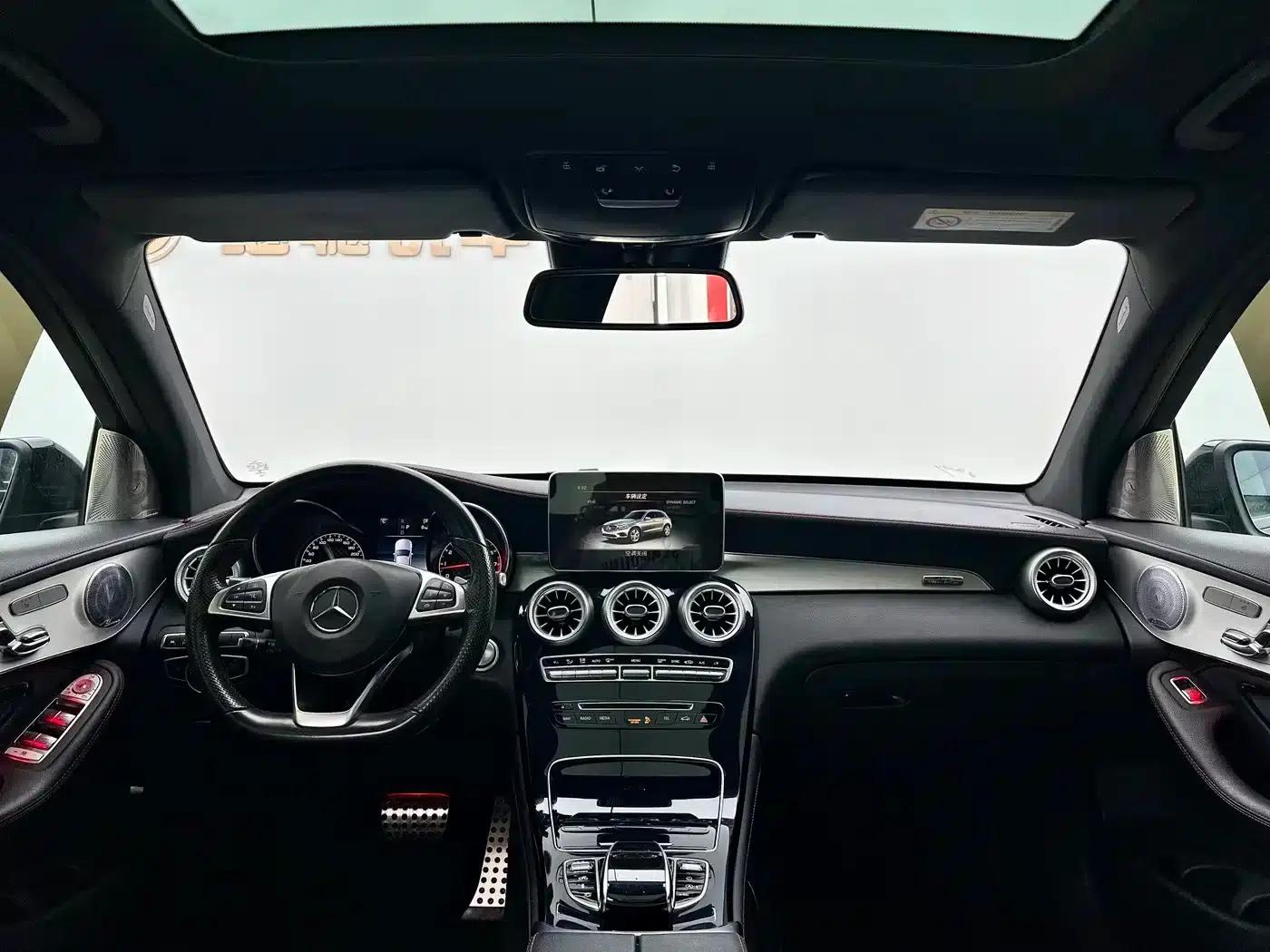 2017 Mercedes-Benz GLC AMG 43 4MATIC — миниатюра 4
