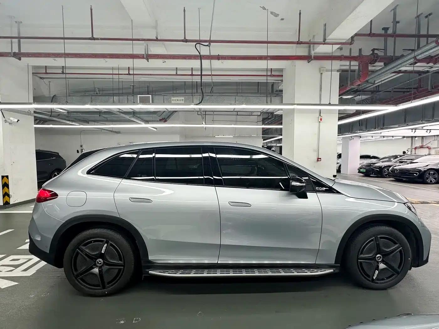 Mercedes-Benz EQE SUV 2023 500 4MATIC Special Edition — миниатюра 4