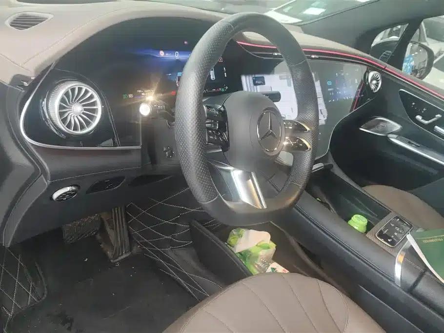 Mercedes-Benz EQE SUV 2023 500 4MATIC — миниатюра 12