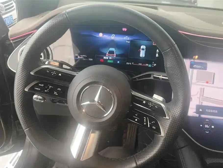 Mercedes-Benz EQE SUV 2023 500 4MATIC — миниатюра 15