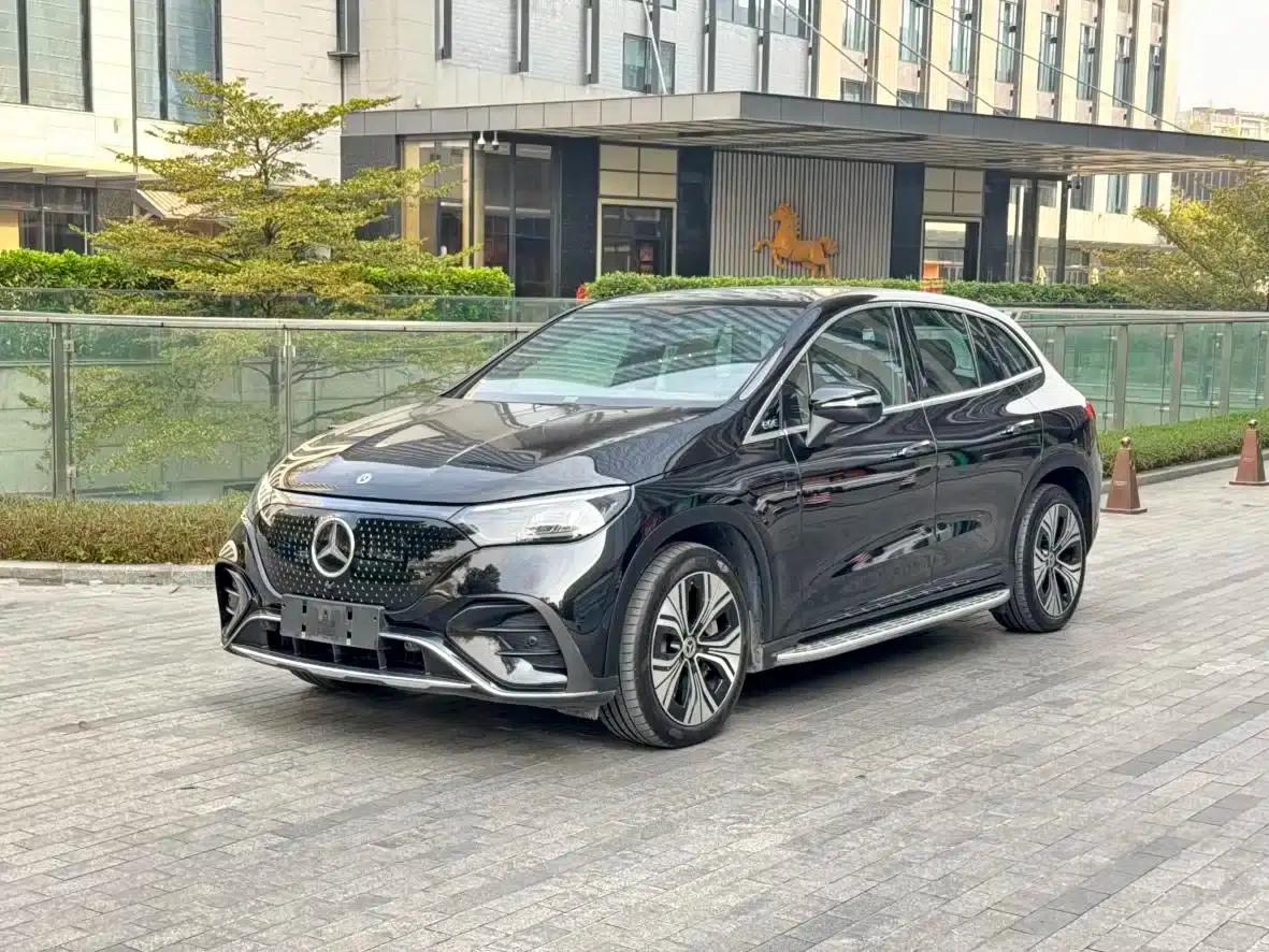 Mercedes-Benz EQE SUV 2024 500 4MATIC Luxury Edition — миниатюра 2