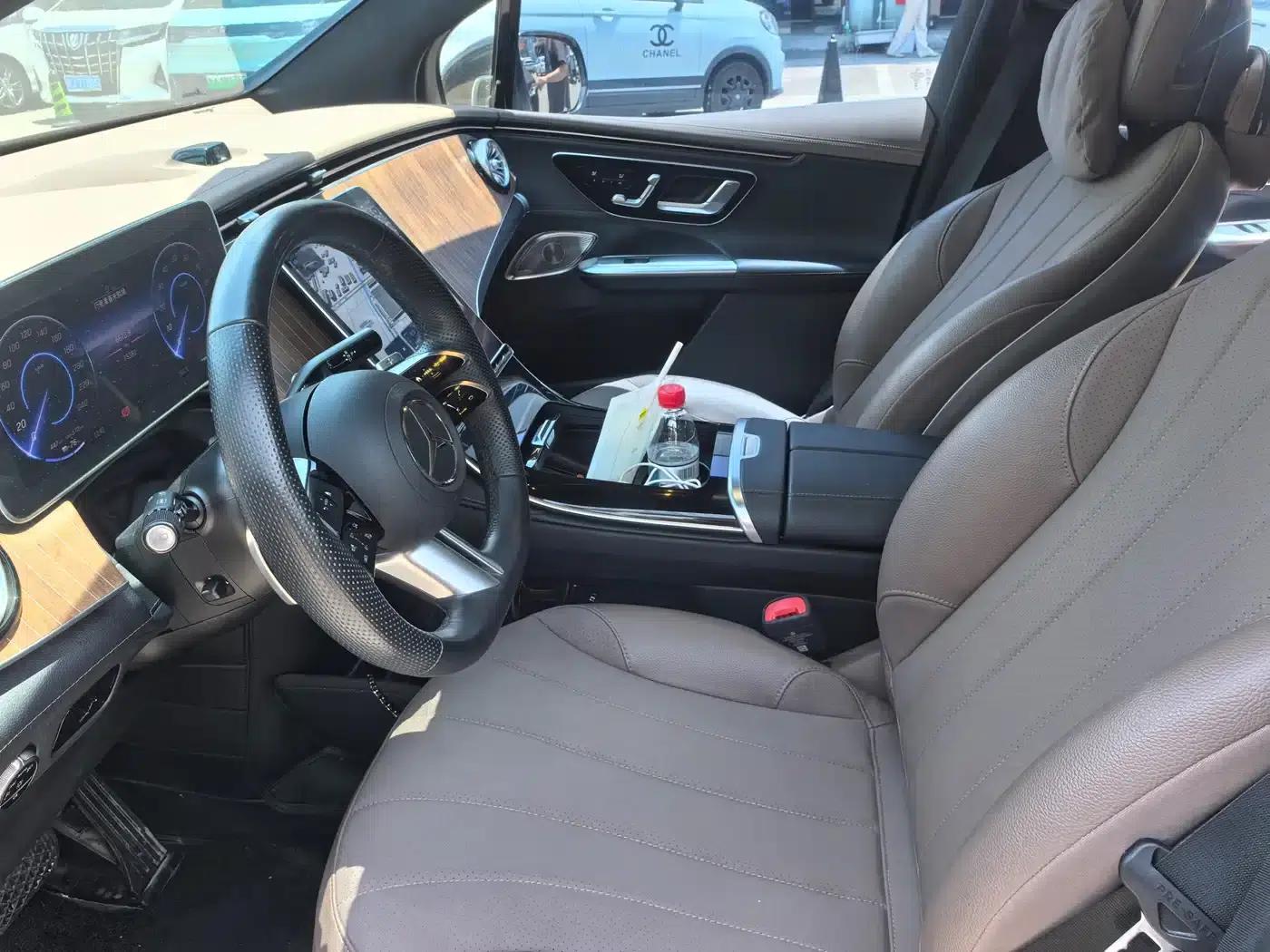 Mercedes-Benz EQE SUV 2024 500 4MATIC Luxury Edition — миниатюра 13