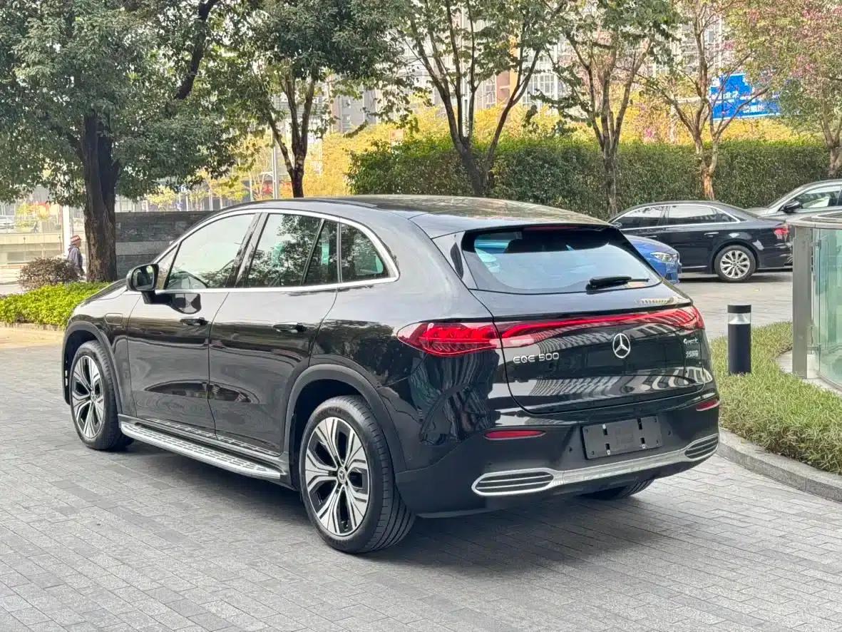 Mercedes-Benz EQE SUV 2024 500 4MATIC Luxury Edition — миниатюра 5