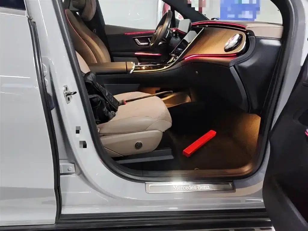 Mercedes-Benz EQE SUV 2024 350 4MATIC Luxury Edition — миниатюра 11