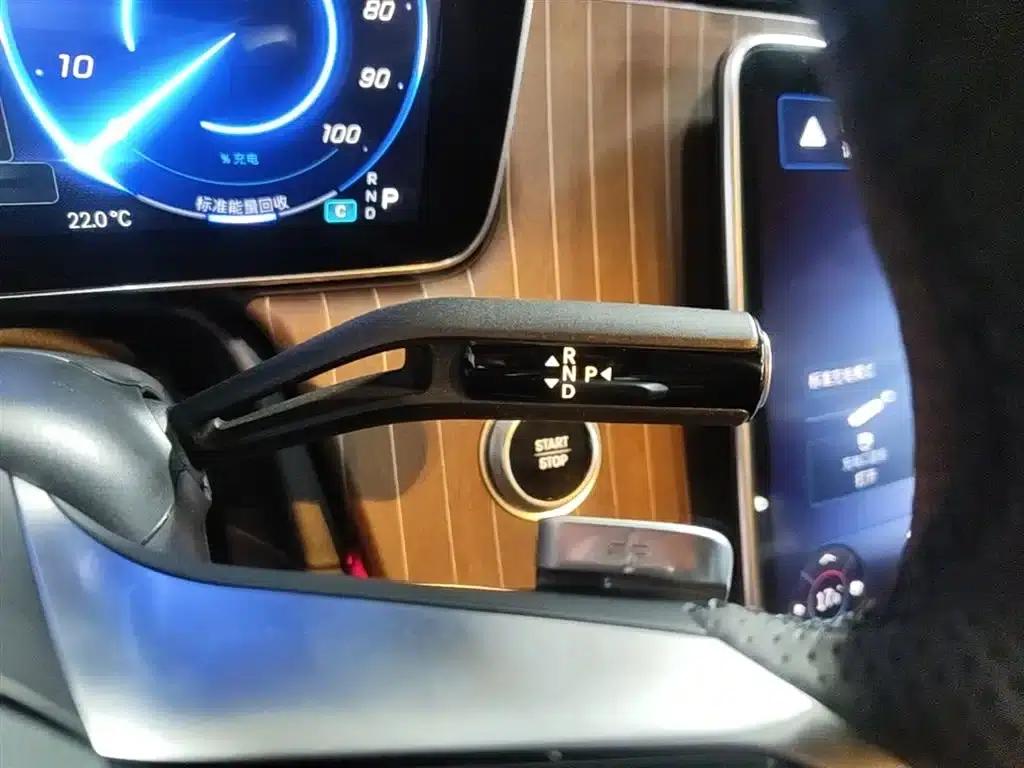 Mercedes-Benz EQE SUV 2024 350 4MATIC Luxury Edition — миниатюра 21