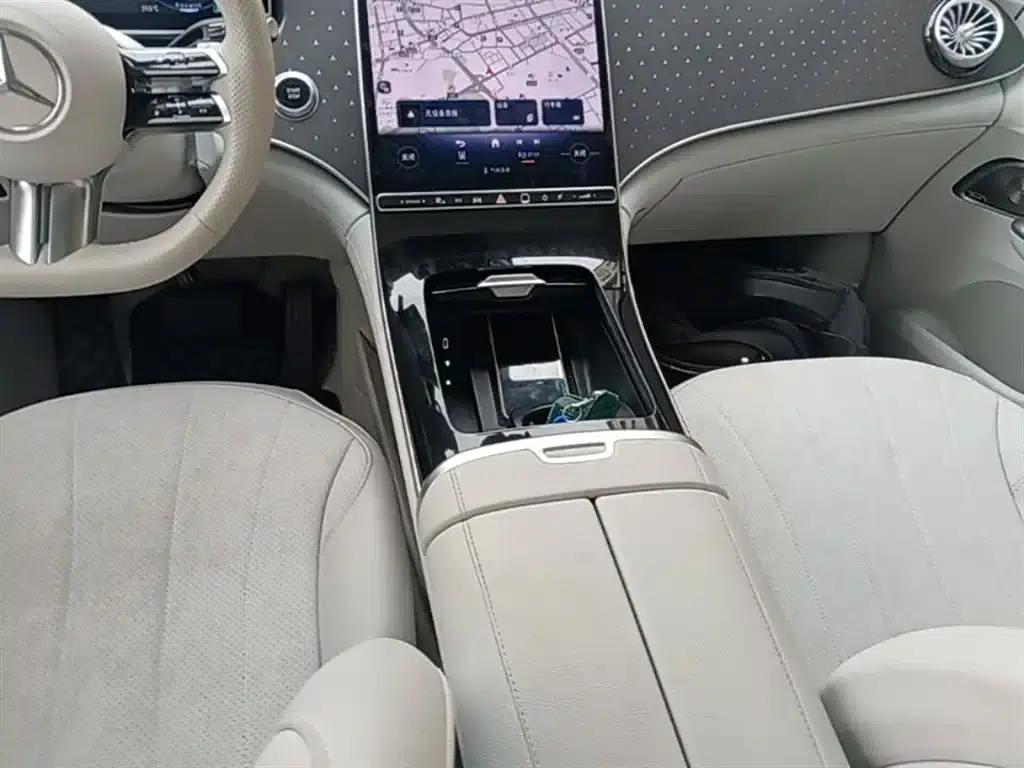 Mercedes-Benz EQE SUV 2023 500 4MATIC Special Edition — миниатюра 14