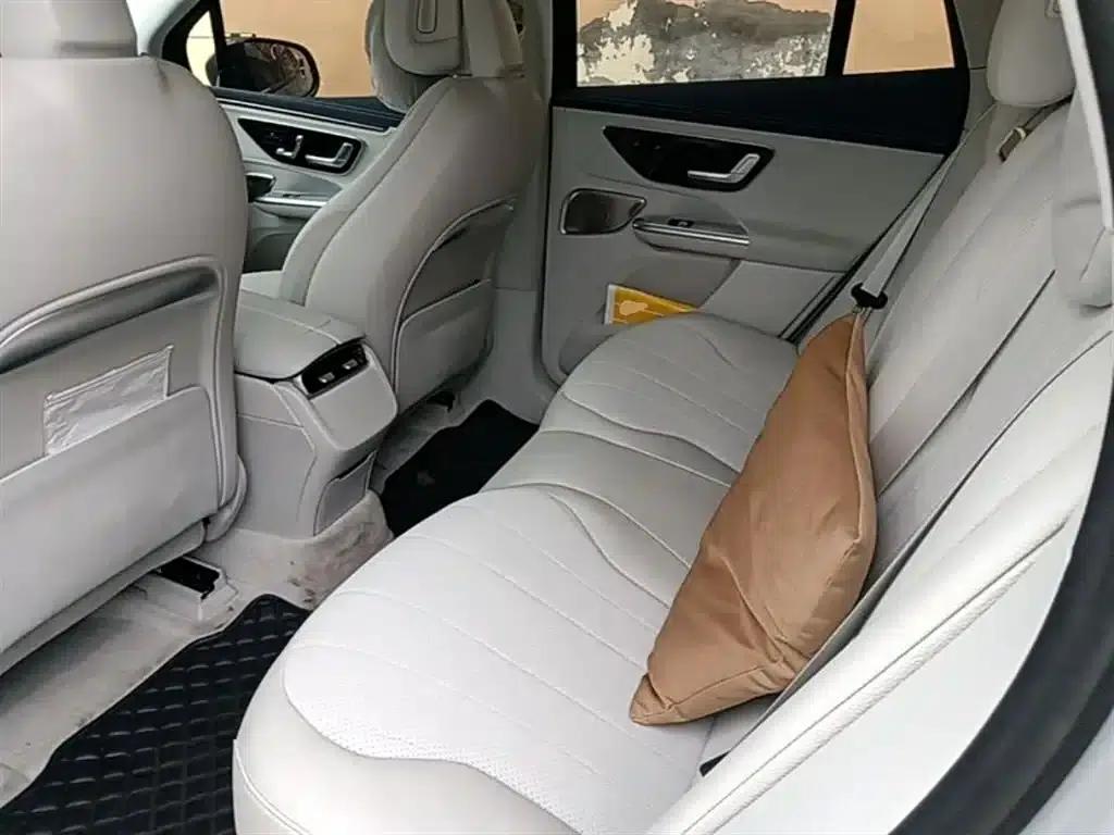 Mercedes-Benz EQE SUV 2023 500 4MATIC Special Edition — миниатюра 17
