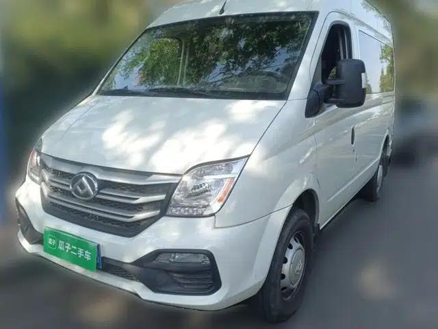 SAIC MAXUS Xintu V80 2023 2.0T Manual Classic Aoyuntong Short Wheelbase Mid-Roof 5/6-Seater
