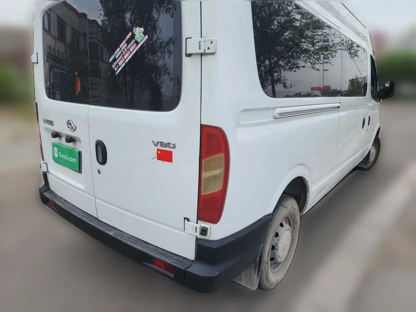 SAIC MAXUS Xintu V80 2019 2.5T Classic Model 6-Speed Manual Aotong Long Wheelbase Mid-Height 7-Seater — миниатюра 6