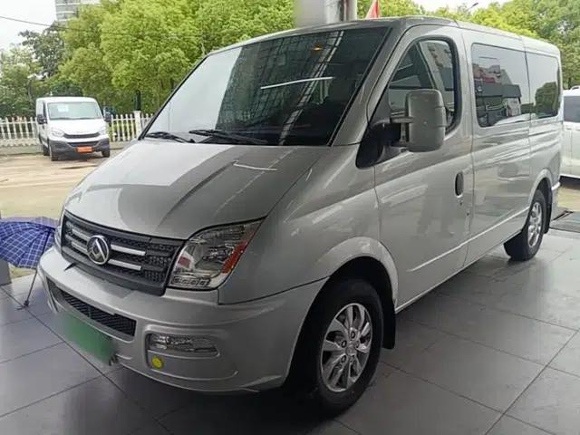 SAIC MAXUS Xintu V80 2023 2.0T Manual Classic Aoyuntong Power Version Short Wheelbase Ultra-Low Roof—7/8/9-Seater