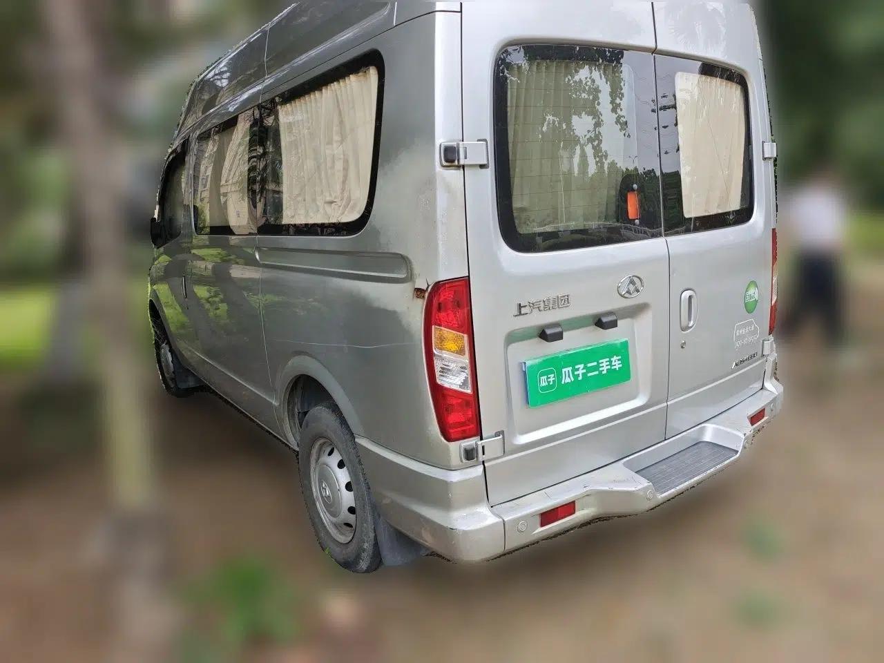 SAIC MAXUS Xintu V80 2017 2.5T 6-Speed Manual Aoyuntong National V Short Wheelbase Mid-Height 5/6/10-Seater — миниатюра 4
