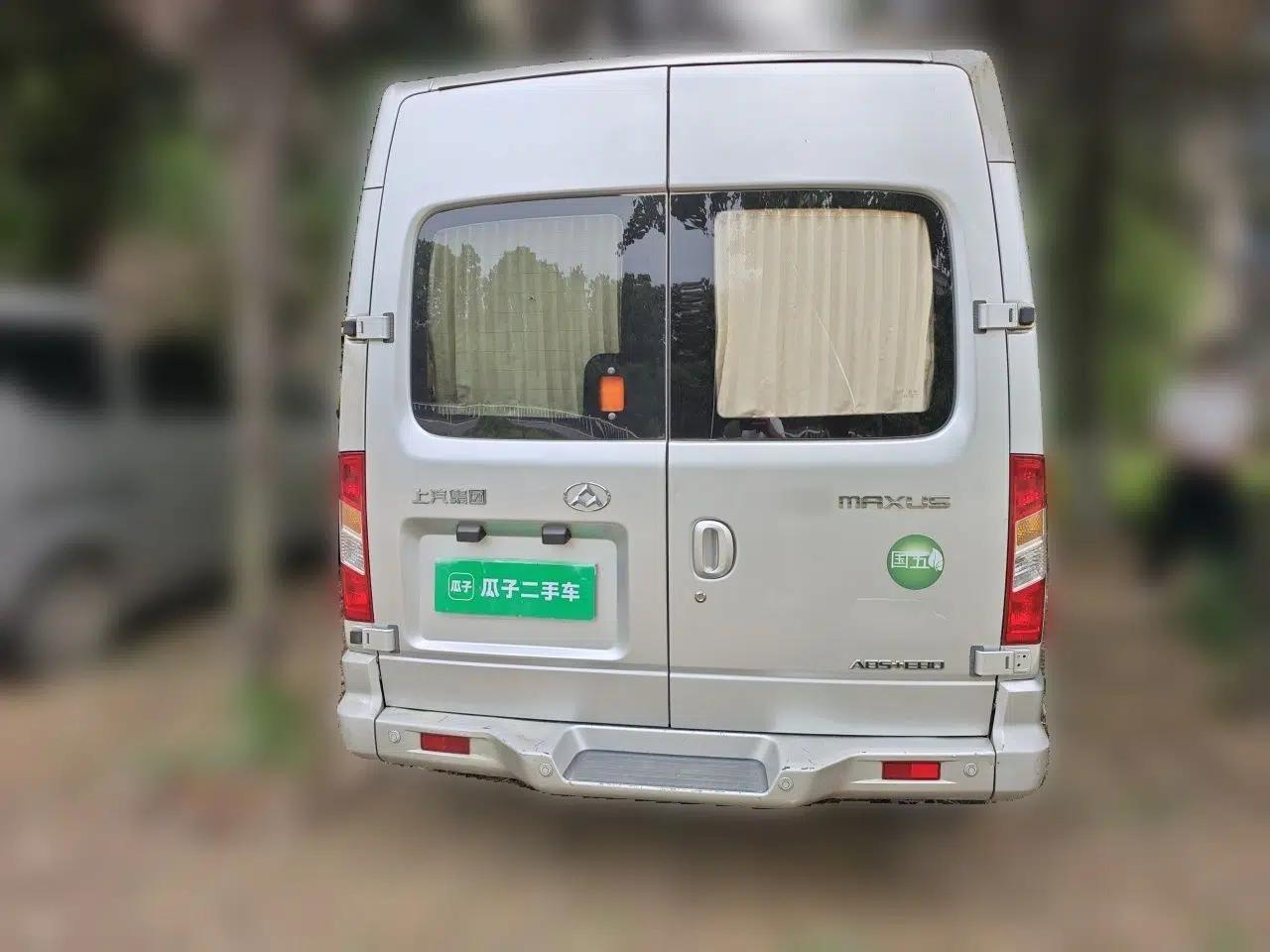 SAIC MAXUS Xintu V80 2017 2.5T 6-Speed Manual Aoyuntong National V Short Wheelbase Mid-Height 5/6/10-Seater — миниатюра 5