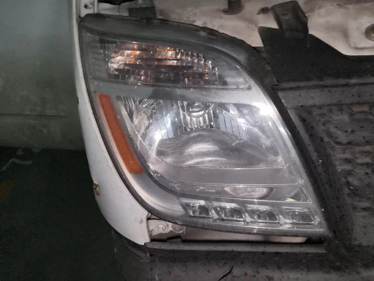 SAIC MAXUS Xintu V80 2015 2.5T Manual Aoyuntong Version Short Wheelbase Low Roof — миниатюра 7