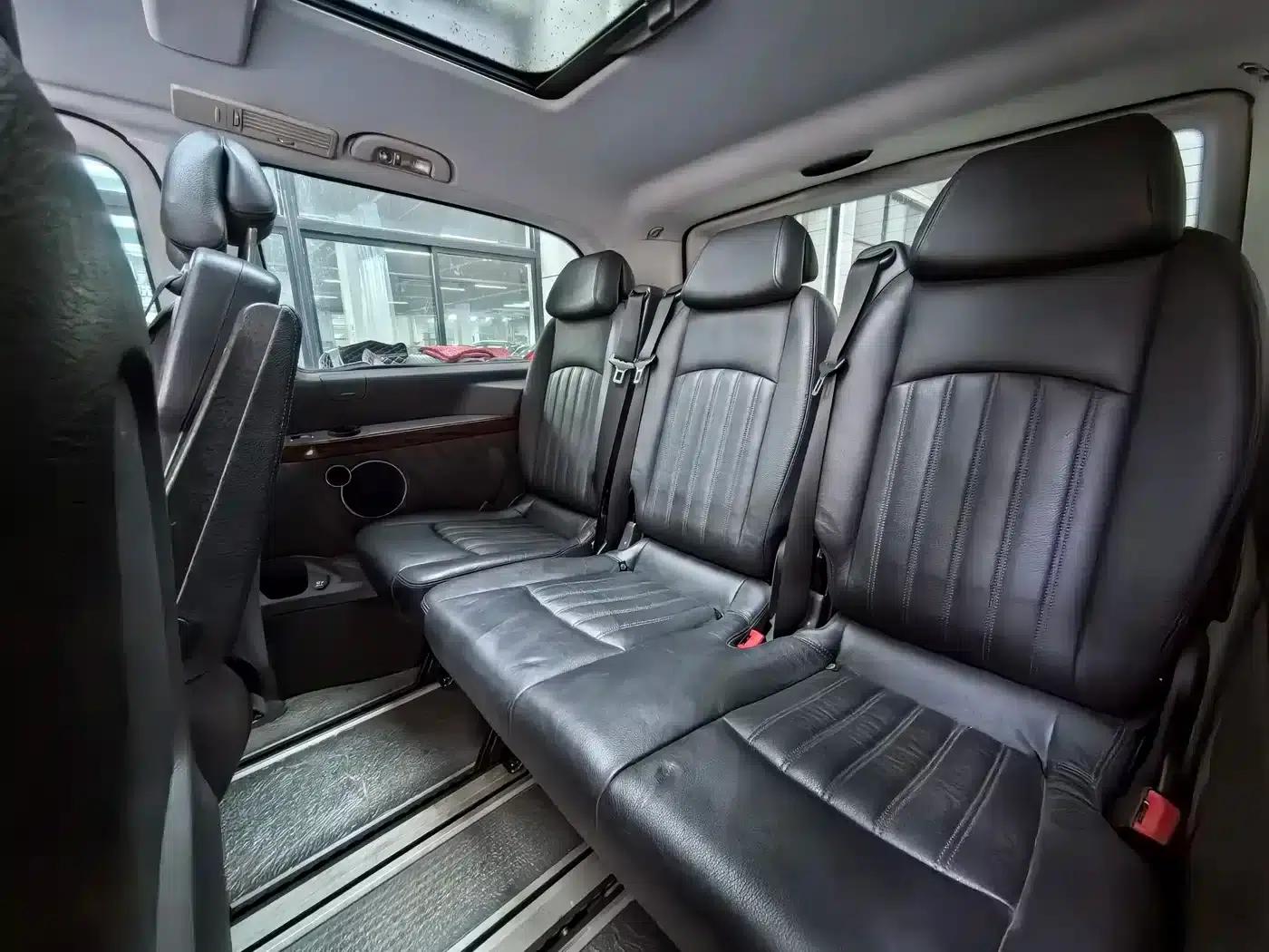 2011 Viano 3.5L 125th Anniversary Edition (7-seater) (Imported) — миниатюра 13