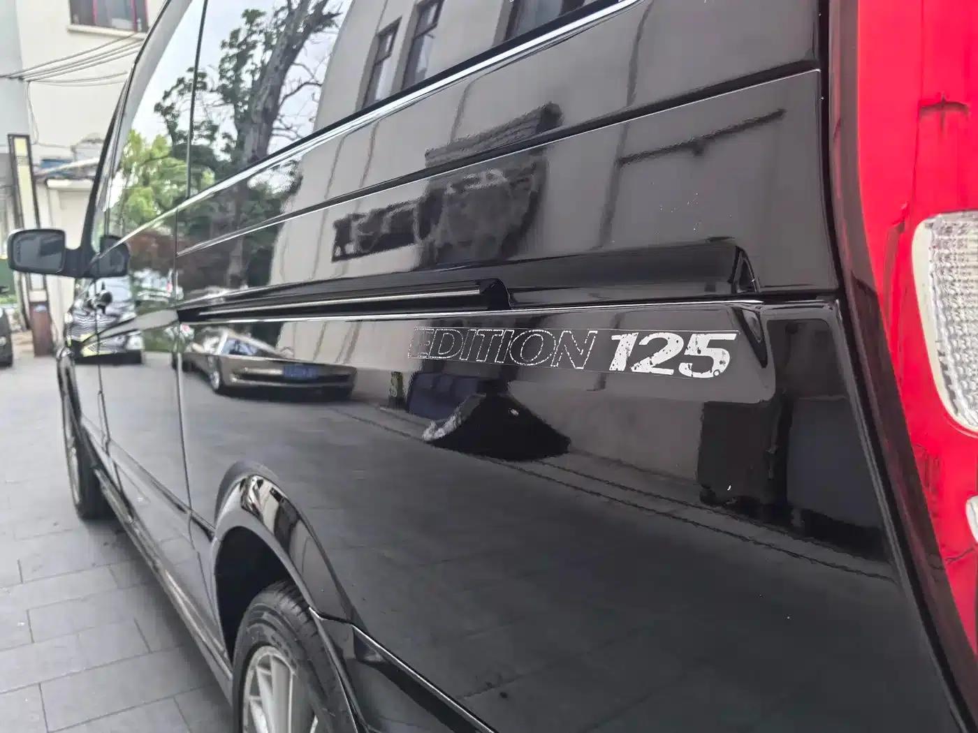 2011 Viano 3.5L 125th Anniversary Edition (7-seater) (Imported) — миниатюра 6