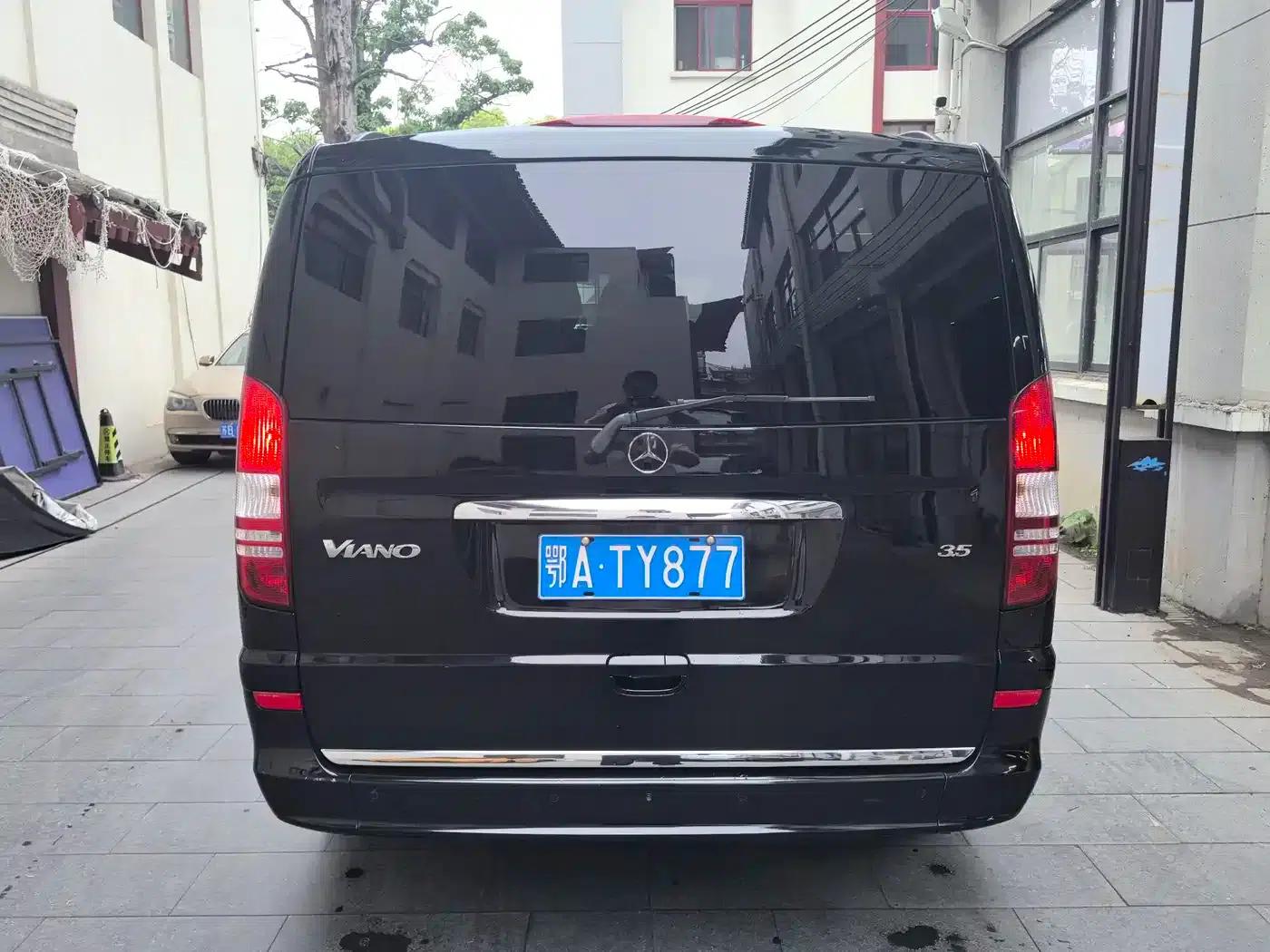 2011 Viano 3.5L 125th Anniversary Edition (7-seater) (Imported) — миниатюра 7