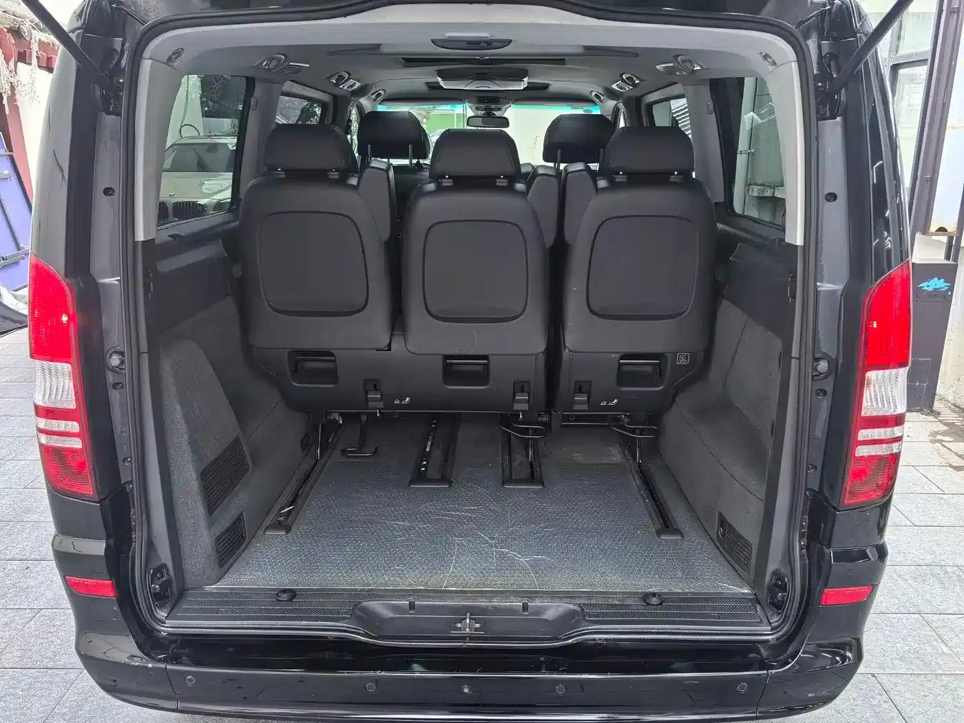 2011 Viano 3.5L 125th Anniversary Edition (7-seater) (Imported) — миниатюра 9