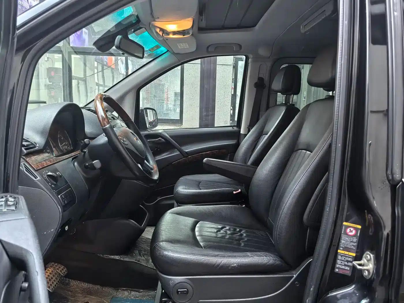2011 Viano 3.5L 125th Anniversary Edition (7-seater) (Imported) — миниатюра 10