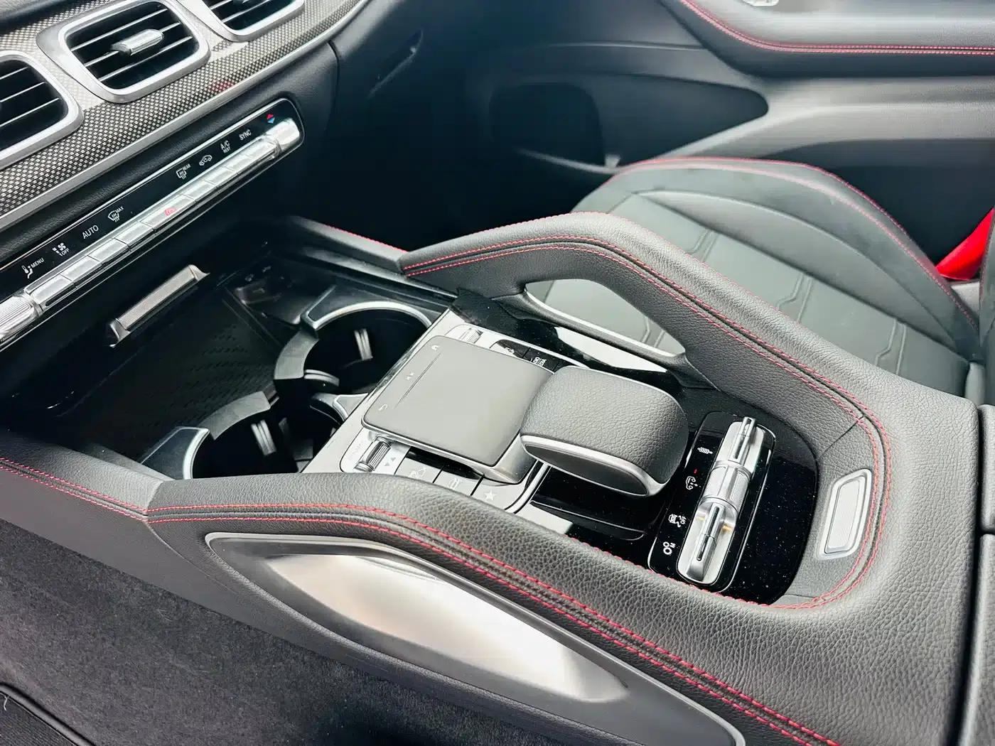 2023 Mercedes-Benz GLE Coupe AMG Model: AMG GLE 53 4MATIC+ Coupe SUV — миниатюра 7