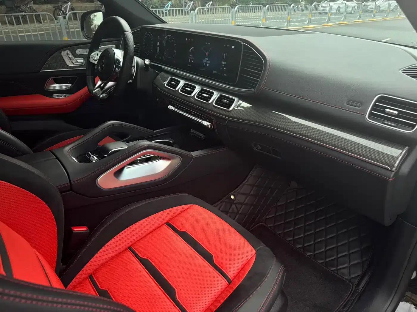 Mercedes-Benz GLE Coupe AMG 2020 Model AMG GLE 53 4MATIC+ Coupe SUV — миниатюра 7