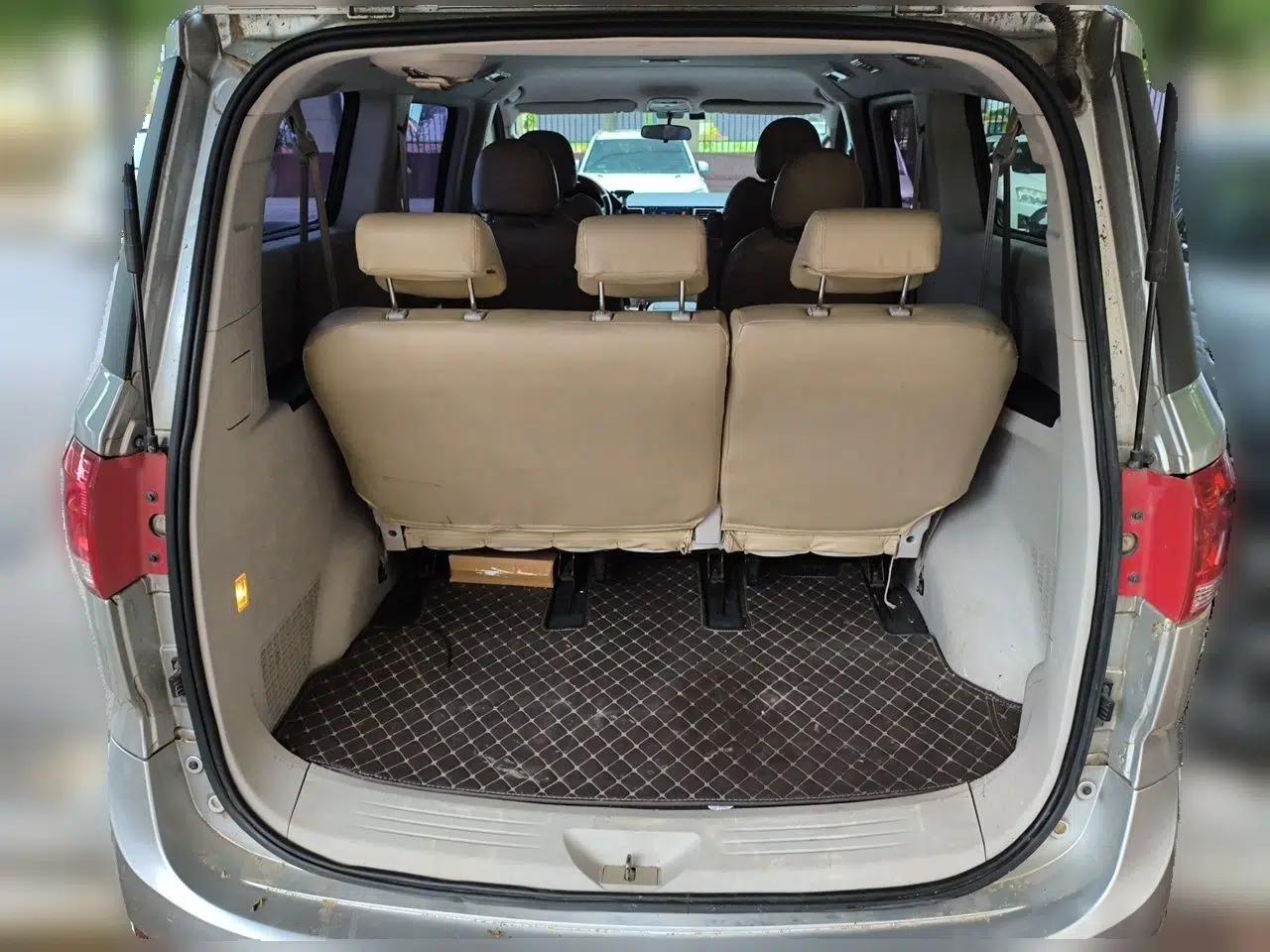 SAIC MAXUS G10 2014 2.0T Automatic Elite Edition — миниатюра 20