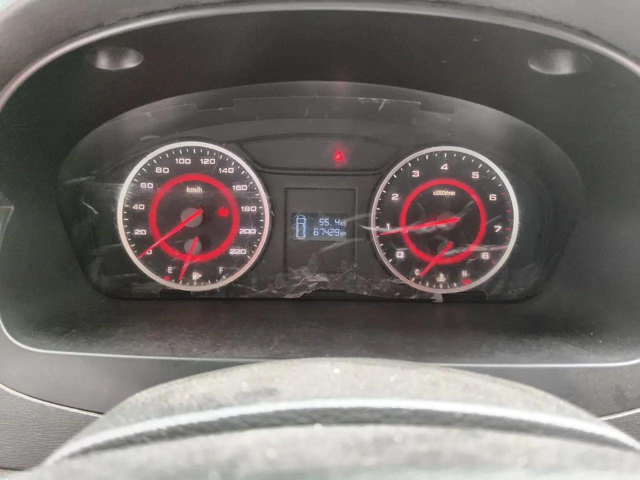 SAIC MAXUS G10 2014 2.0T Manual Elite Edition — миниатюра 13