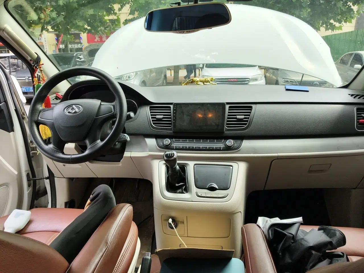 SAIC MAXUS G10 2014 2.0T Manual Elite Edition — миниатюра 10