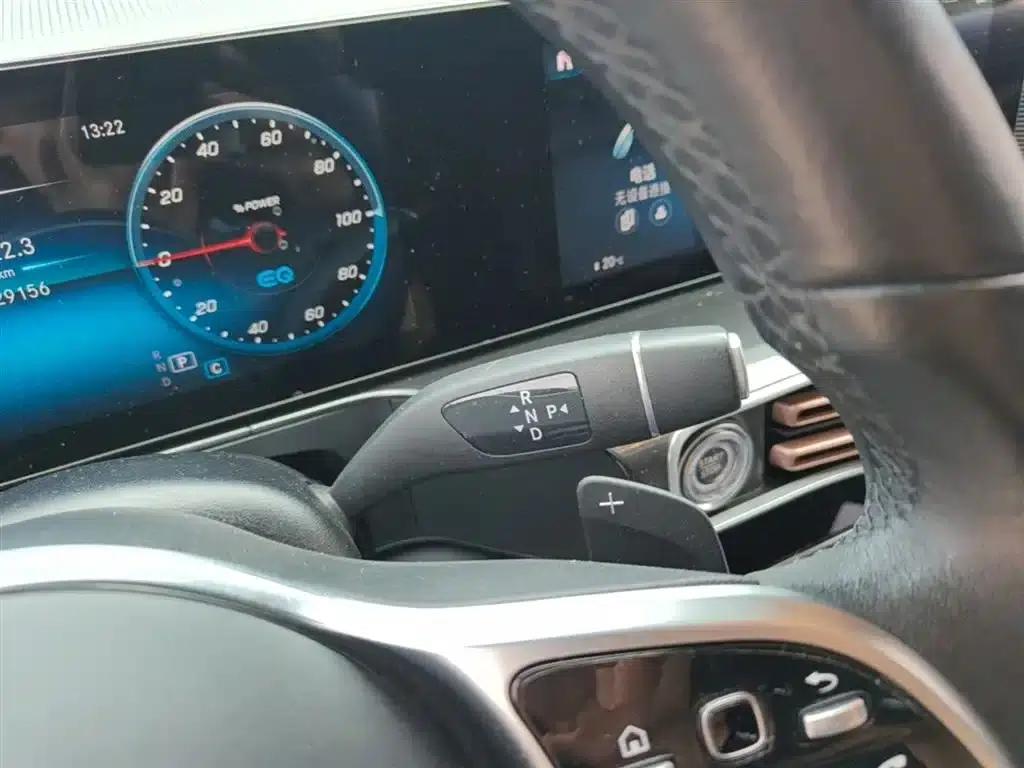Mercedes-Benz EQC 2021 Model EQC 350 4MATIC — миниатюра 14