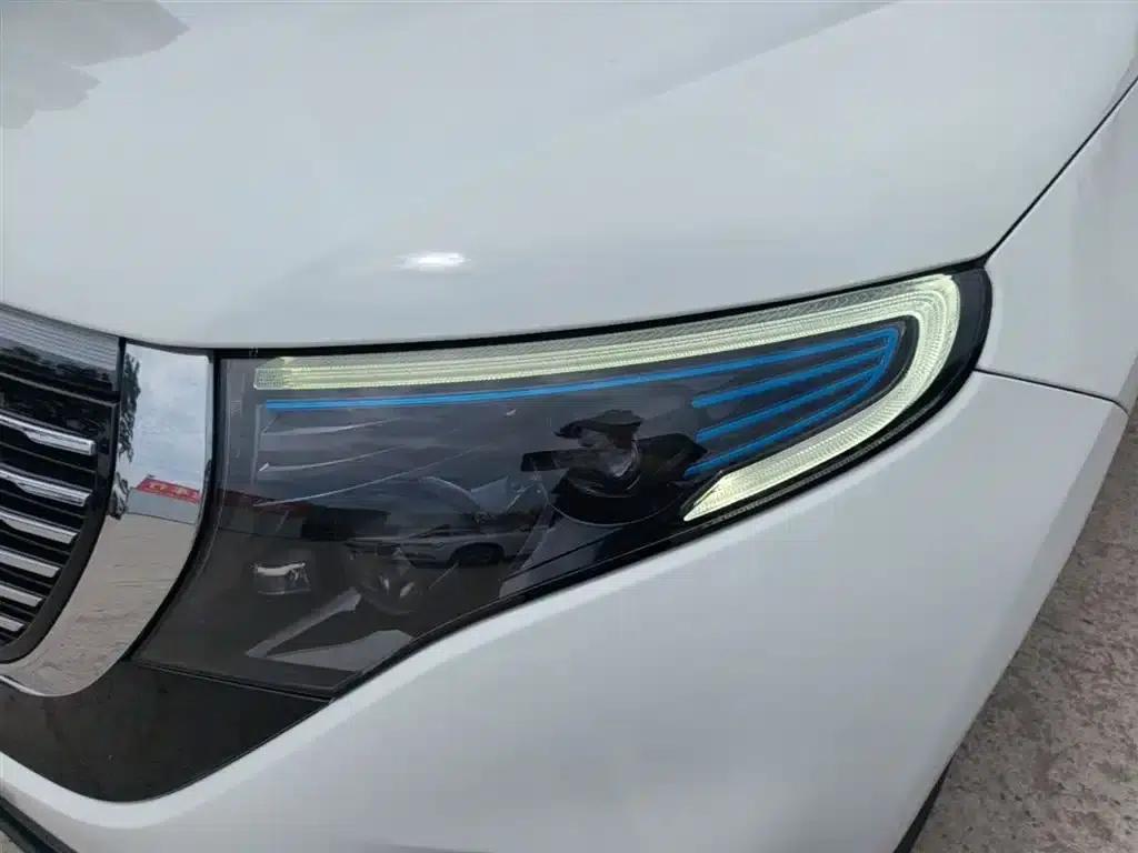 Mercedes-Benz EQC 2021 Model EQC 350 4MATIC — миниатюра 24