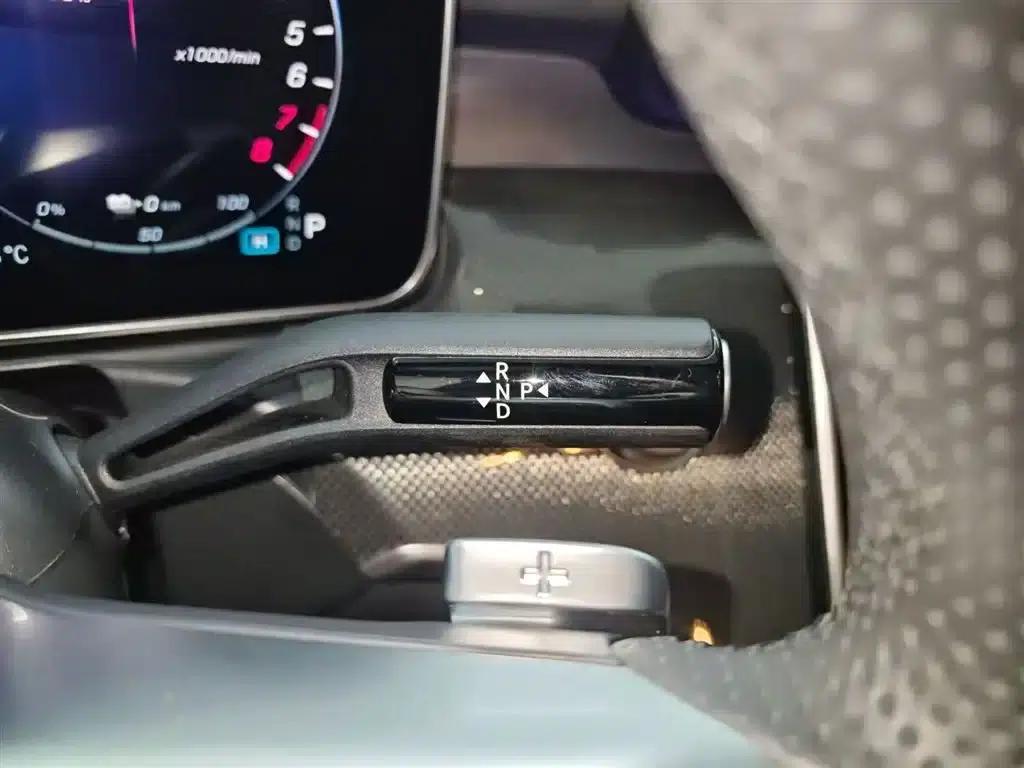 Mercedes-Benz C-Class PHEV 2023 Facelift C 350 eL — миниатюра 14