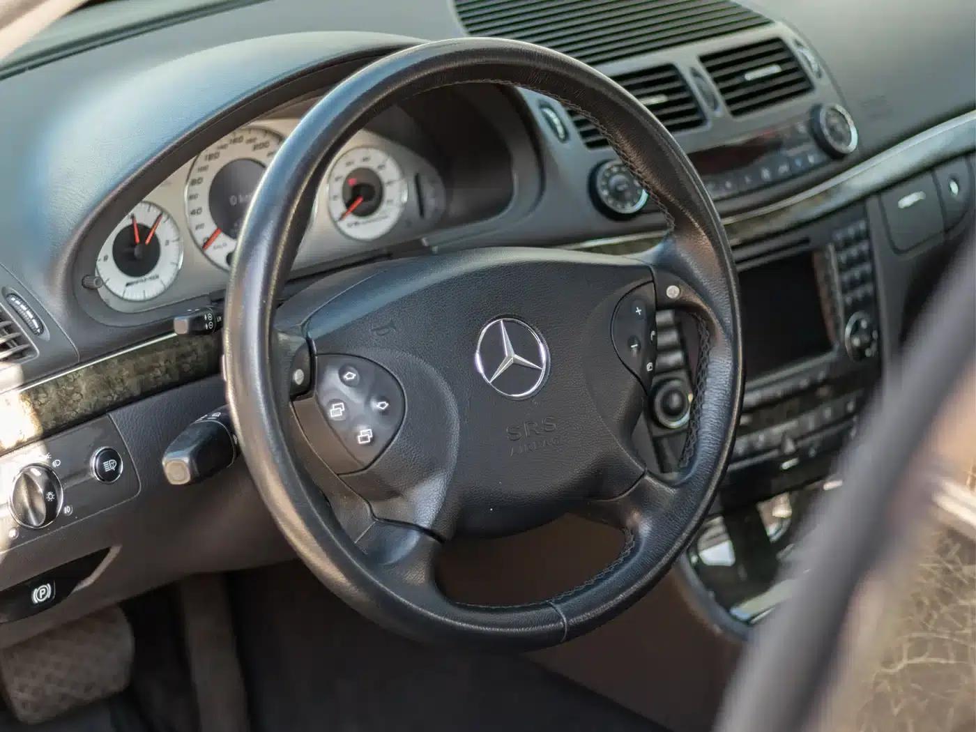 2005 Mercedes-Benz E-Class AMG 55 — миниатюра 5
