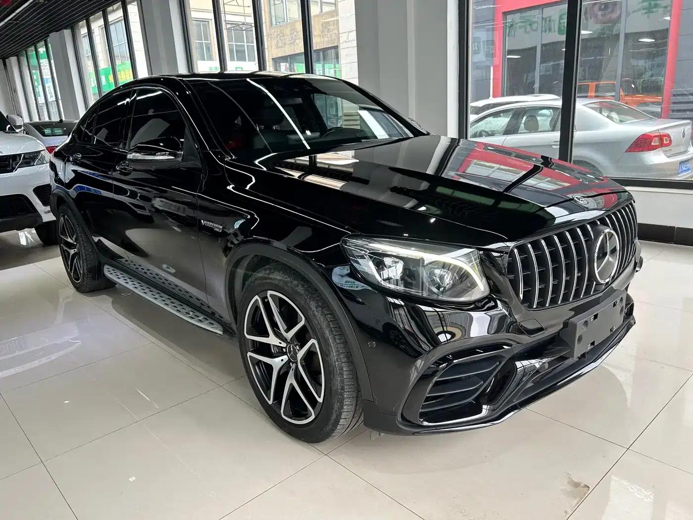 Mercedes-Benz GLC Coupe AMG 2018 AMG GLC 63 4MATIC+ Coupe SUV — миниатюра 3