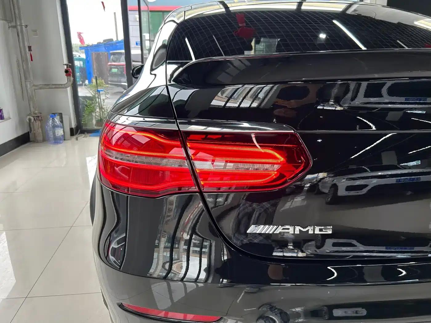 Mercedes-Benz GLC Coupe AMG 2018 AMG GLC 63 4MATIC+ Coupe SUV — миниатюра 37