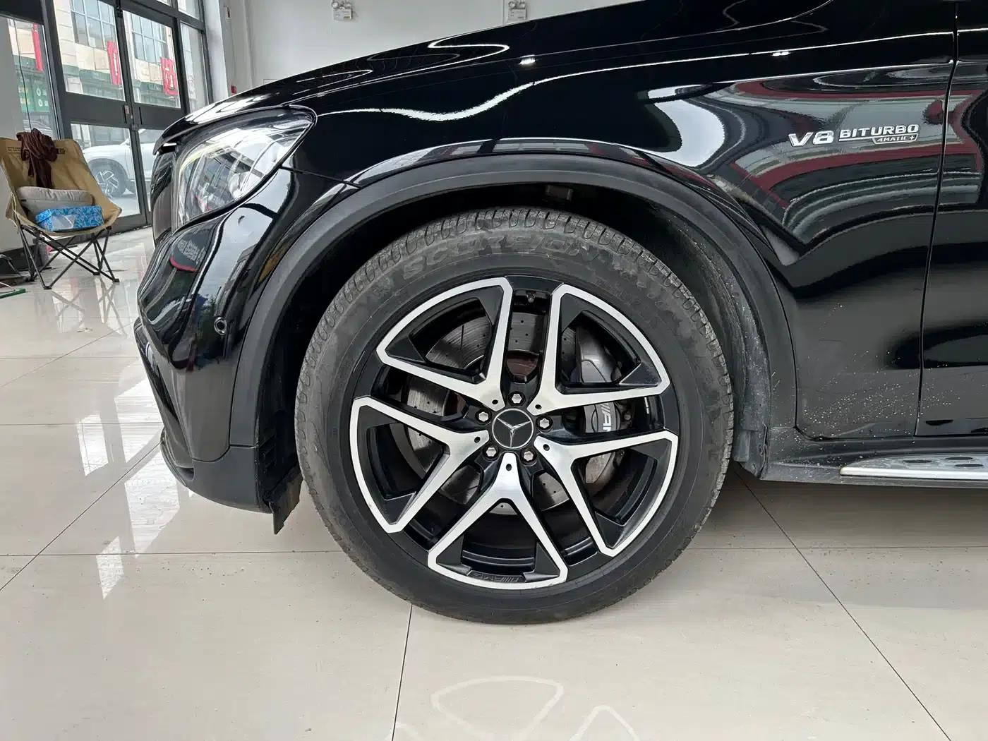 Mercedes-Benz GLC Coupe AMG 2018 AMG GLC 63 4MATIC+ Coupe SUV — миниатюра 8