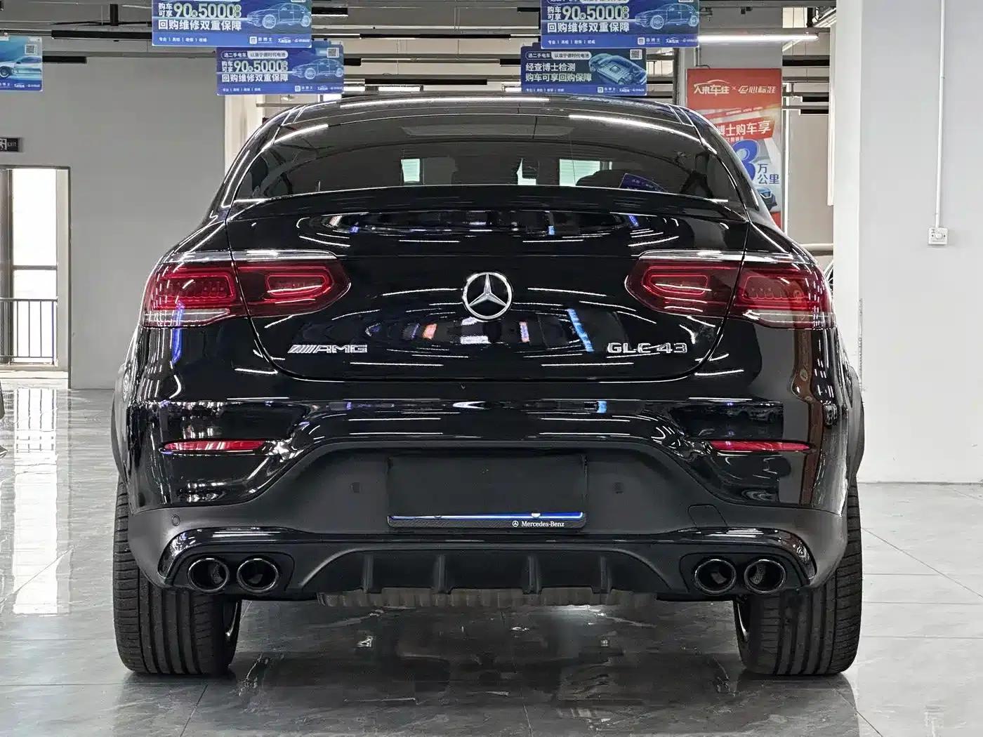 Mercedes-Benz GLC Coupe AMG 2020 AMG GLC 43 4MATIC Coupe SUV — миниатюра 7