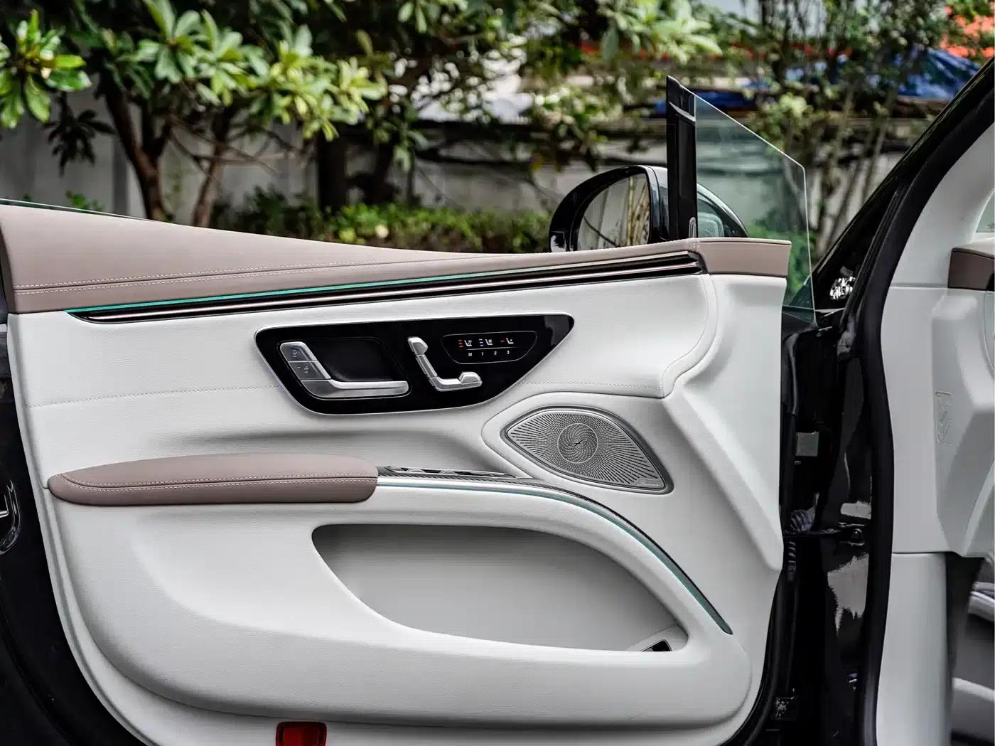 2023 Mercedes-Benz EQS AMG 53 4MATIC+ — миниатюра 18