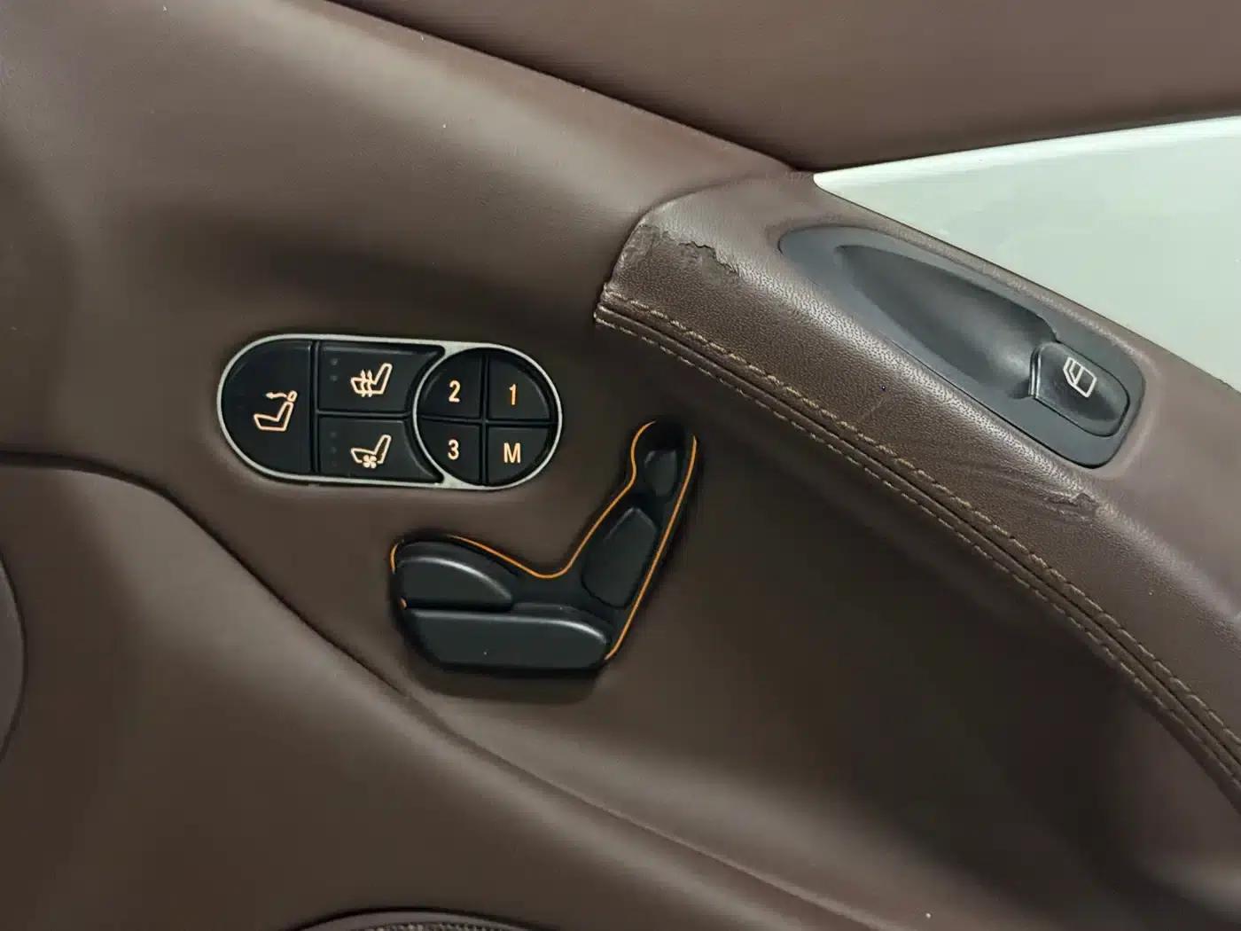 Mercedes-Benz SL-Class 2008 SL 350 — миниатюра 12