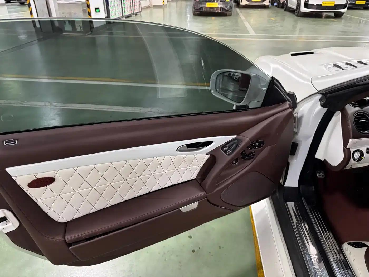 Mercedes-Benz SL-Class 2008 SL 350 — миниатюра 7