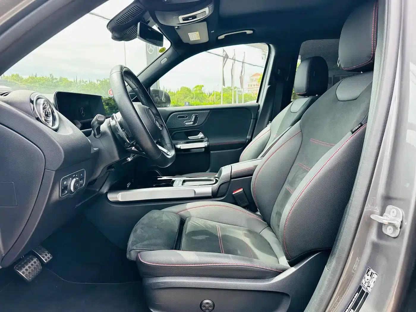 2024 Mercedes-Benz GLB AMG 35 4MATIC — миниатюра 3