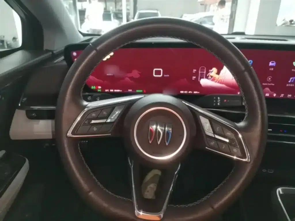 Buick E4 2023 Premium Edition — миниатюра 11