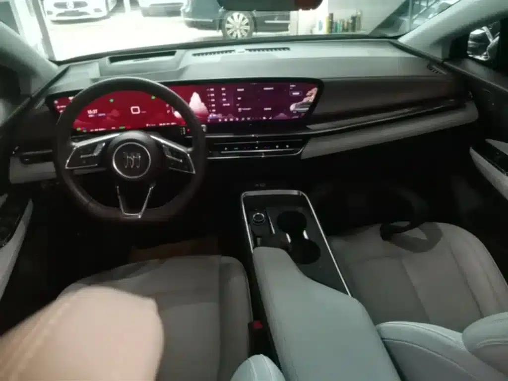 Buick E4 2023 Premium Edition — миниатюра 10