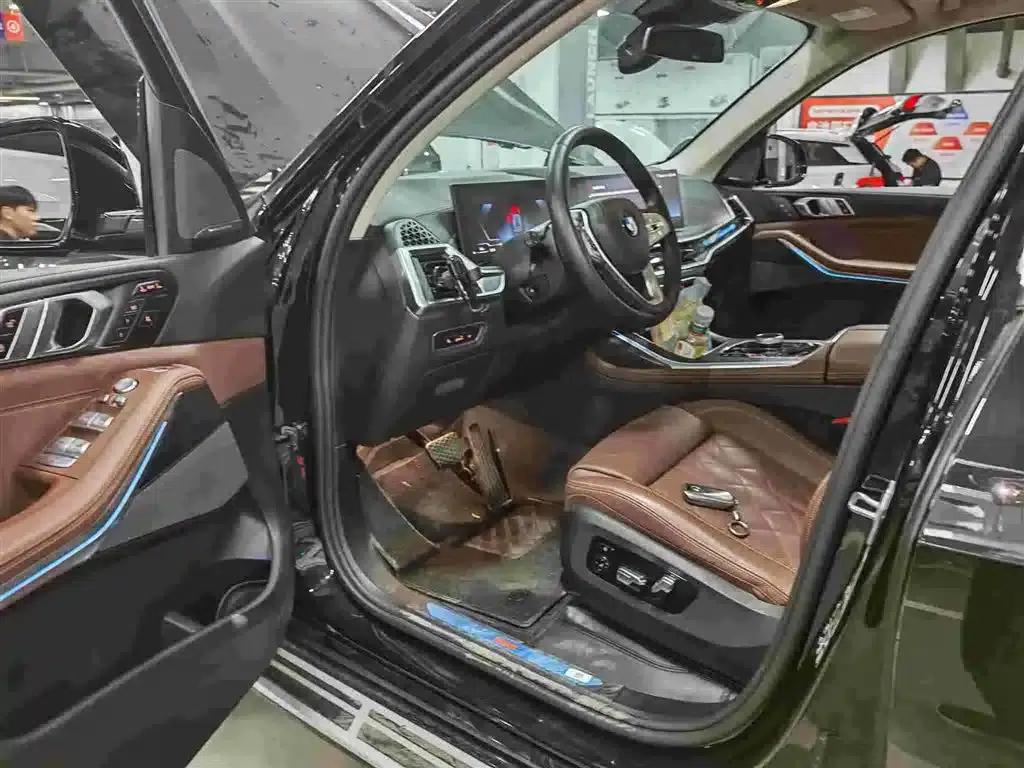 BMW X7 2023 xDrive40i Leading Luxury Package — миниатюра 10