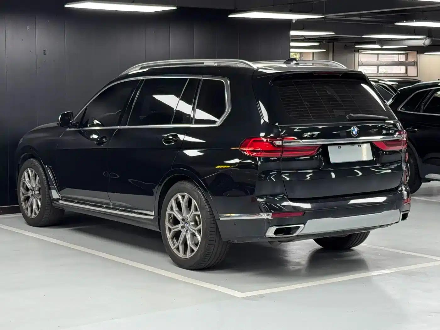 BMW X7 2022 xDrive40i Leading Luxury Package — миниатюра 8