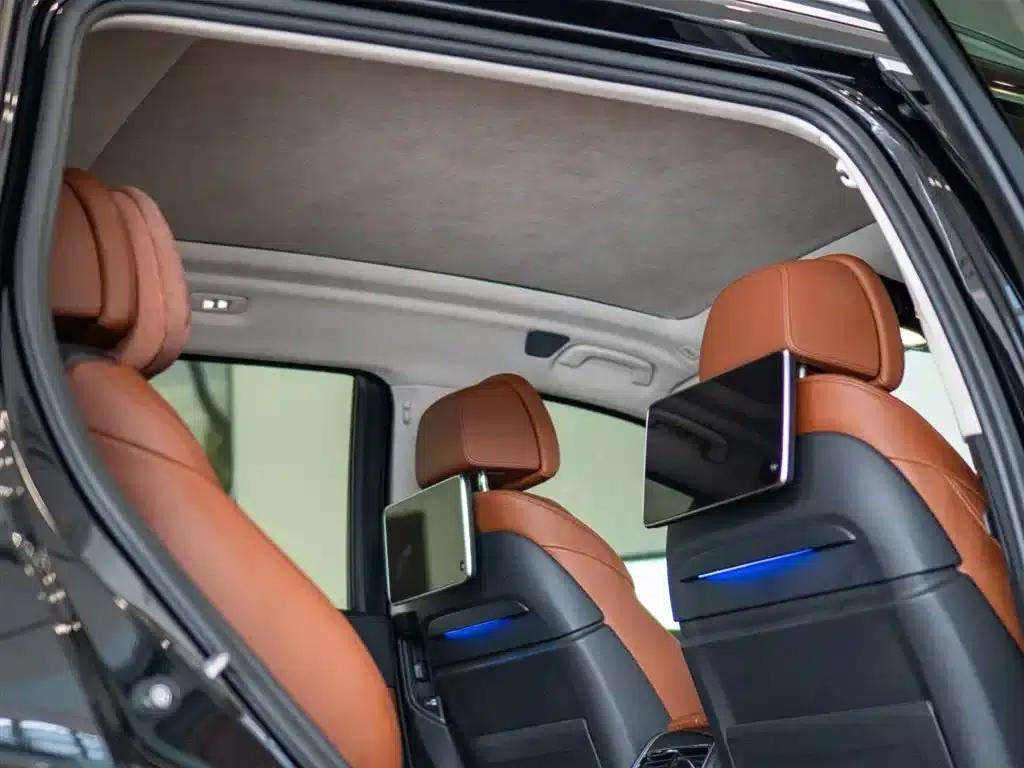 2022 BMW X7 xDrive40i Executive M Sport Package — миниатюра 19