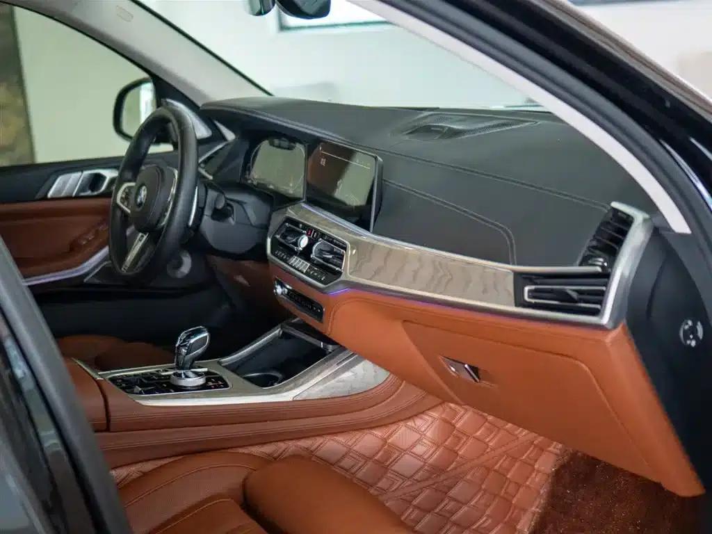 2022 BMW X7 xDrive40i Executive M Sport Package — миниатюра 22