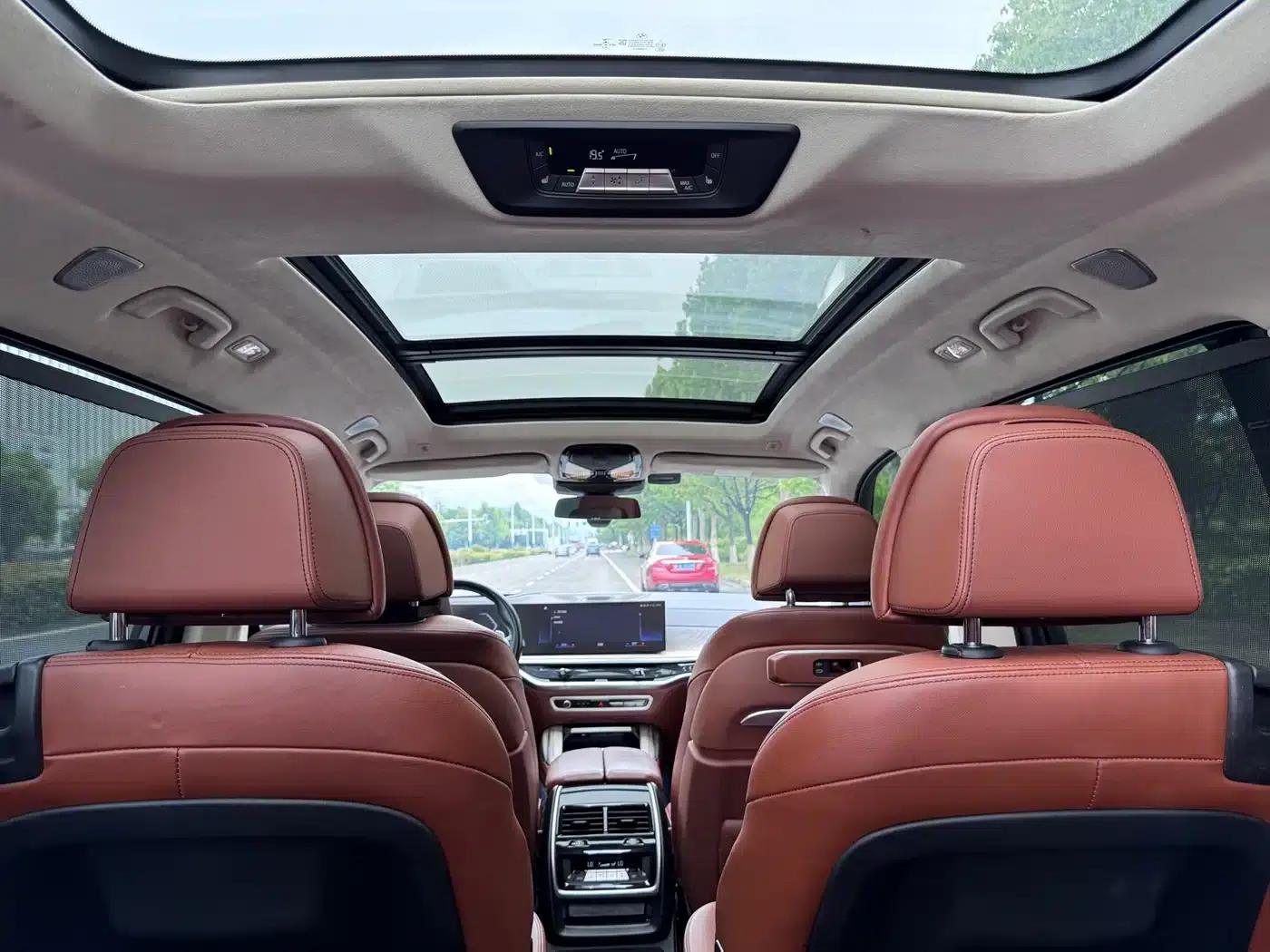2023 BMW X7 xDrive40i Executive M Sport Package — миниатюра 28