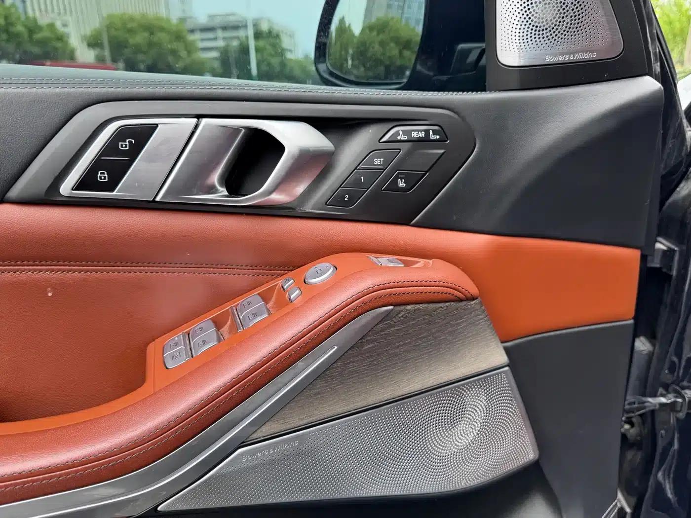 2023 BMW X7 xDrive40i Executive M Sport Package — миниатюра 30