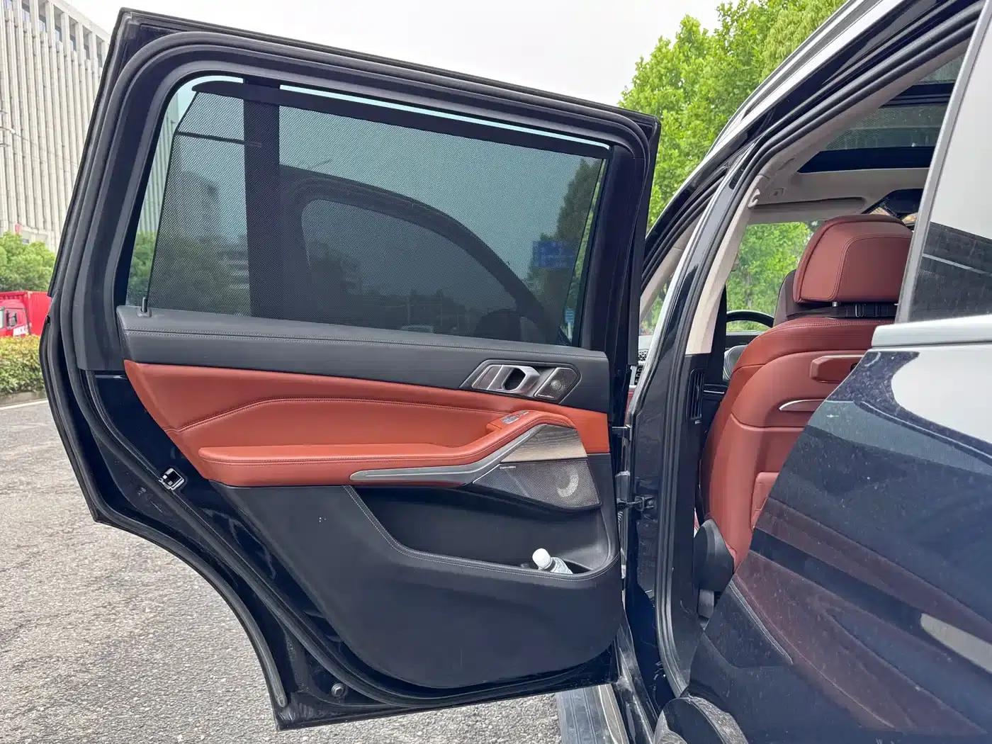 2023 BMW X7 xDrive40i Executive M Sport Package — миниатюра 31