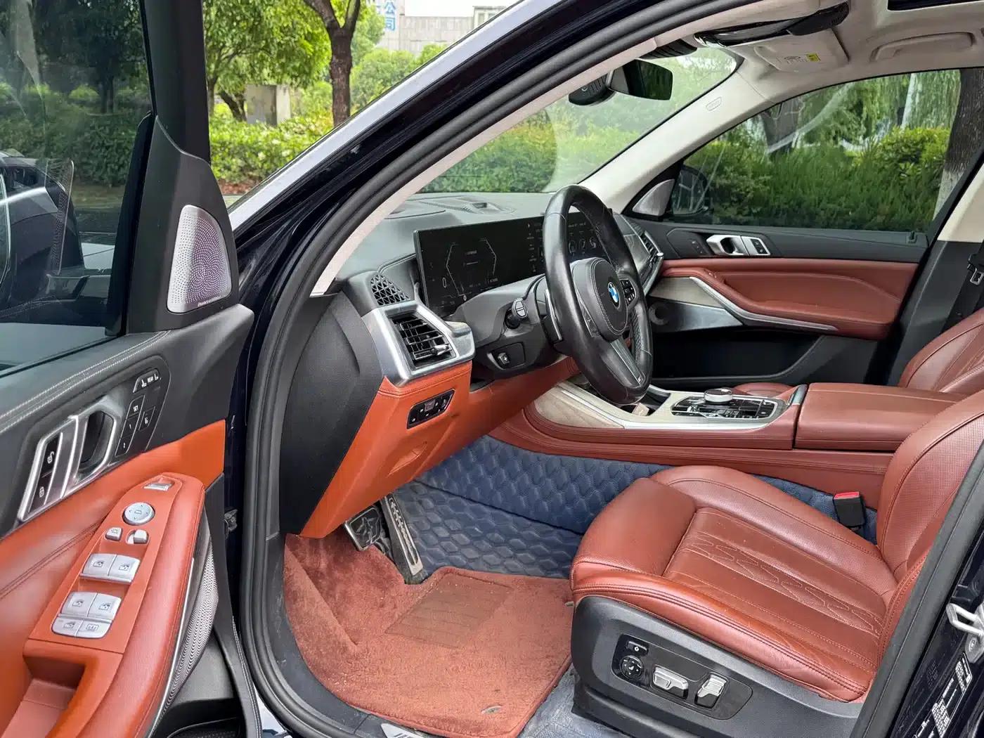 2023 BMW X7 xDrive40i Executive M Sport Package — миниатюра 8